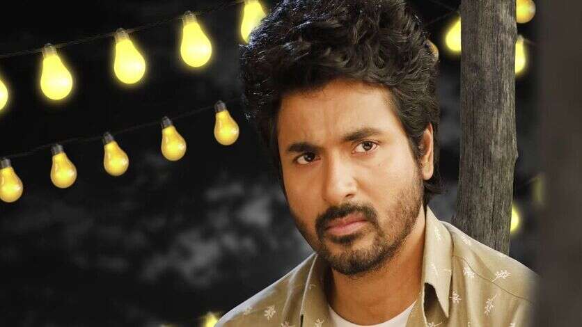 நான் மாஸ் ஹீரோன்னு சிவகார்த்திகேயன் மொக்கை வாங்கிய 5 படங்கள்.. இப்பவும் கழுத்தை நெரிக்கும் கடன்