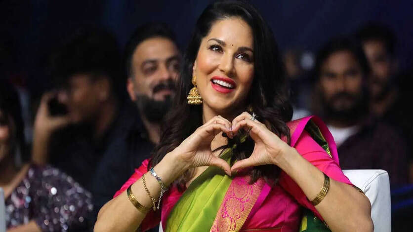 பலான காட்சிகளால் கொட்டிய பண மழை.. வியக்க வைத்த சன்னி லியோனின் சொத்து மதிப்பு