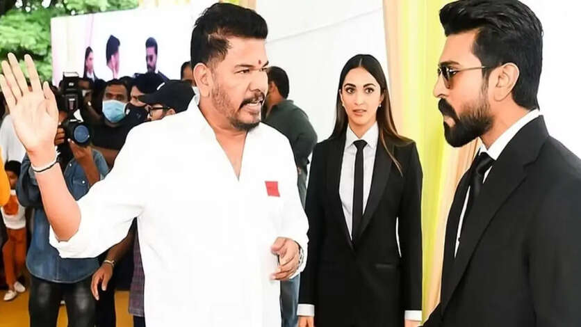 கேம் சேஞ்சரில் இருந்து நீக்கப்பட்டாரா ஷங்கர்? நிகழ்ச்சிக்கு வராதது ஏன்? படக்குழு விளக்கம்