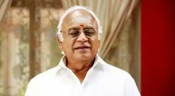 அரவிந்த்சாமியின் தந்தை பிரபல சீரியல் நடிகரா? நிறத்தில் அப்பாவை உரித்து வைத்திருக்கும் மகன்