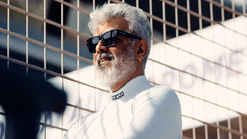 ரேசுக்கு தயாரான தல.. காருடன் மாஸ் காட்டும் அஜித்தின் புகைப்படங்கள்