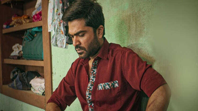 செப்டம்பர் 15ஐ குறிவைக்கும் மும்மூர்த்திகள்.. தலைவலியில் பந்தயத்துக்கு தயாராகும் சிம்பு