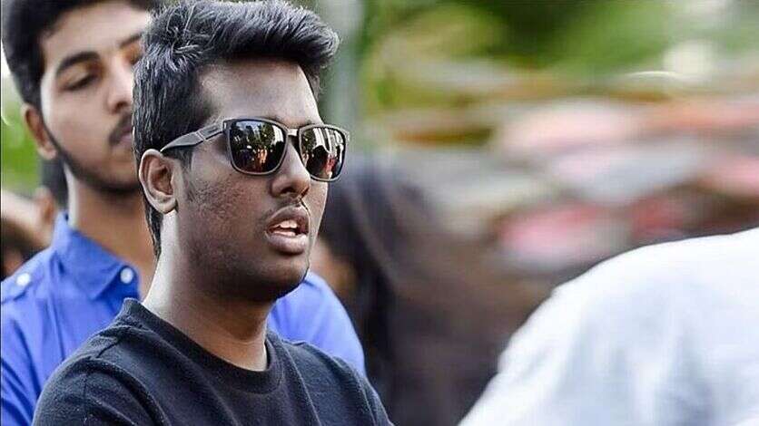 அட்லி பட ஹீரோவுக்கு 1000 கோடி வசூல்ன்னு சொன்னாங்க.. தூள் தூளாக உடைந்த கனவு கோட்டை