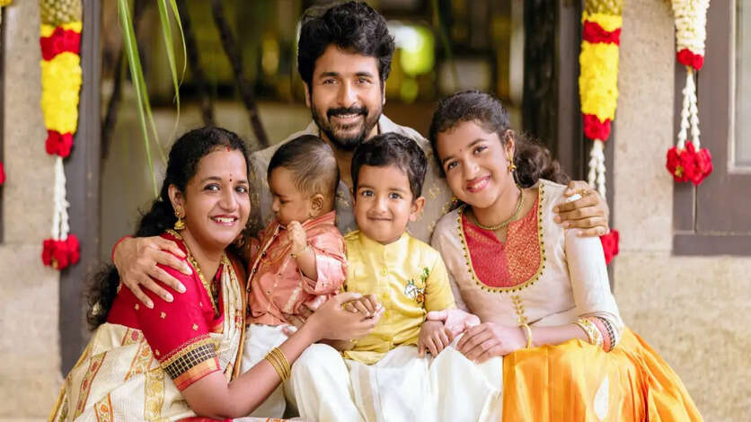 மும்மடங்கு சந்தோஷத்தை கொடுத்த மகன்.. சிவகார்த்திகேயன் வெளியிட்ட ஸ்பெஷல் ஃபோட்டோ