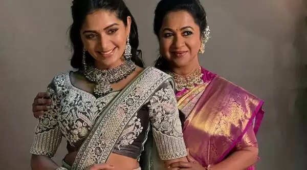 தீபாவளி ட்ரெண்டிங்கில் அதிதி சங்கர்.. எந்த ஒரு வாய்ப்பு நாளும் விடுறதா இல்ல!