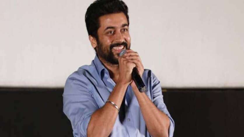 எவனுக்கும் பயப்பட மாட்டான் இந்த சூர்யா.. மேடையில் பட்டம் கொடுத்து பாராட்டிய பிரபலம்