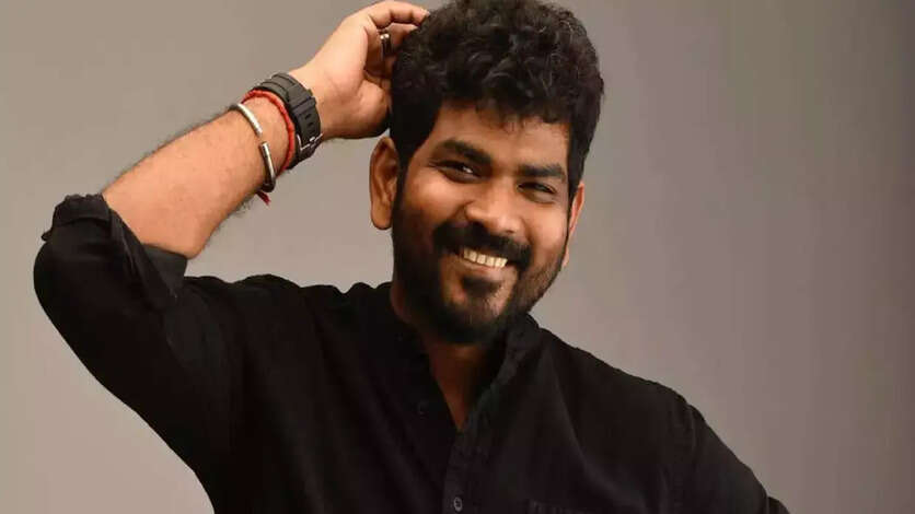 அரசவை கவிஞர் போல் அரசவை இயக்குனரா.? விக்னேஷ் சிவனை வறுத்தெடுத்த பிரபலம்