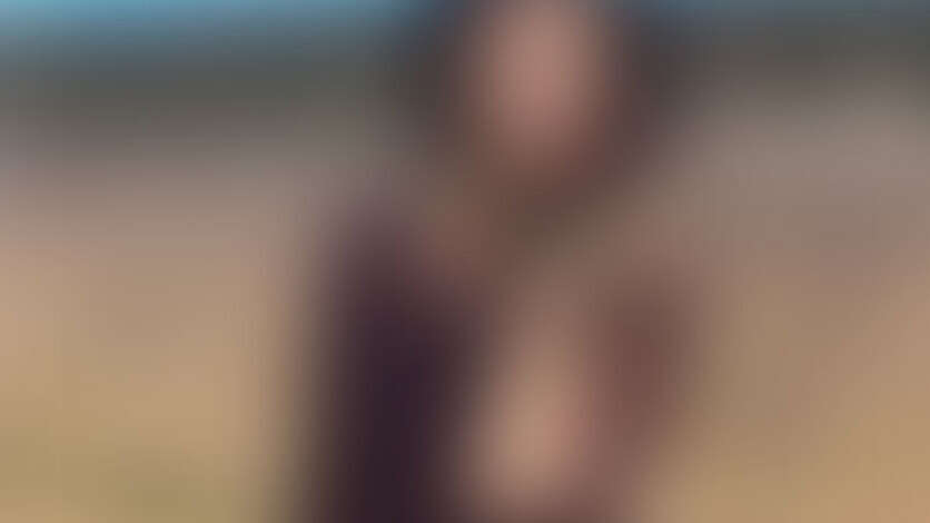 அந்த இளம் நடிகை கேட்கிற காசை கொடுங்க.. தயாரிப்பாளரிடம் அடம்பிடிக்கும் பிரபல காமெடி நடிகர்