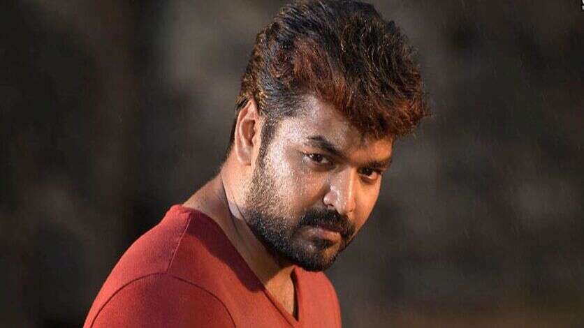 ஒரே ஒரு ஹிட் படத்திற்காக போராடும் 6 நண்பர்கள்.. கண்டுக்காமல் கழட்டிவிட்ட ஜெய்யின் குரு