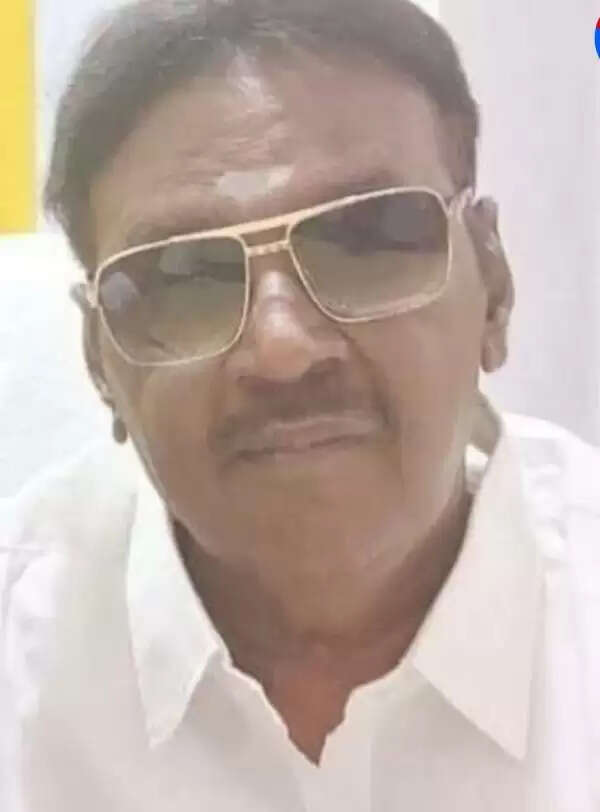 அடுத்த படத்திற்காக அதிரடி காட்டும் விஜயகாந்த்.. ஆள் அடையாளம் தெரியாமல் மாறிப்போன புகைப்படம்