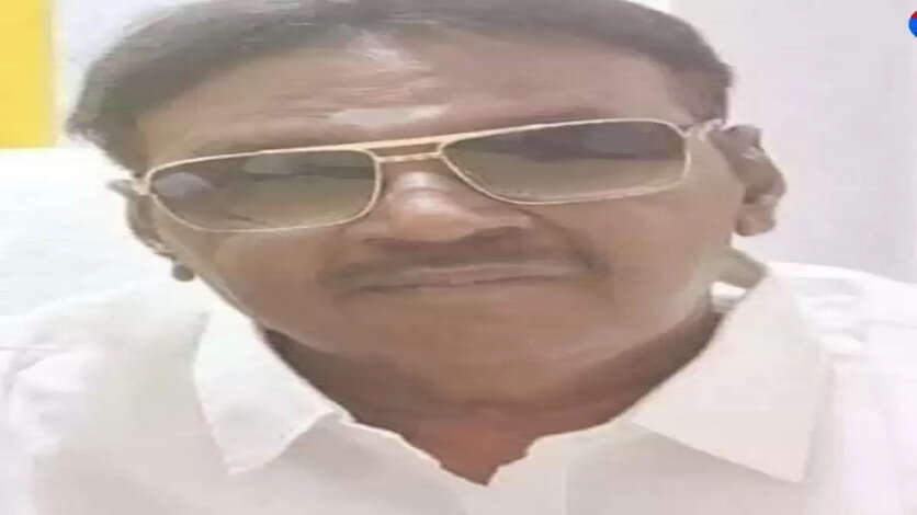 அடுத்த படத்திற்காக அதிரடி காட்டும் விஜயகாந்த்.. ஆள் அடையாளம் தெரியாமல் மாறிப்போன புகைப்படம்