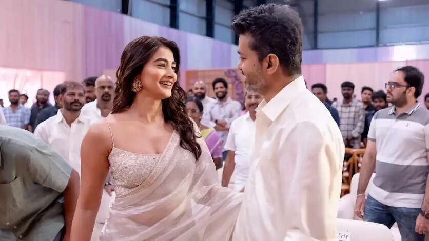 jananayagan-pooja-hegde