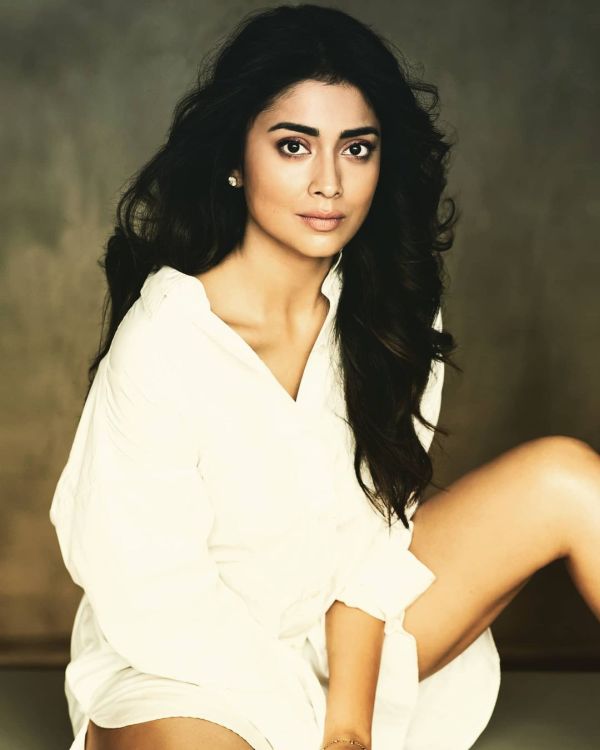 shriya-saran-1