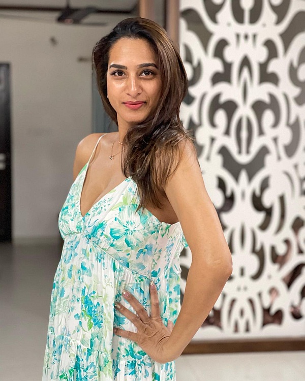 surekhavani