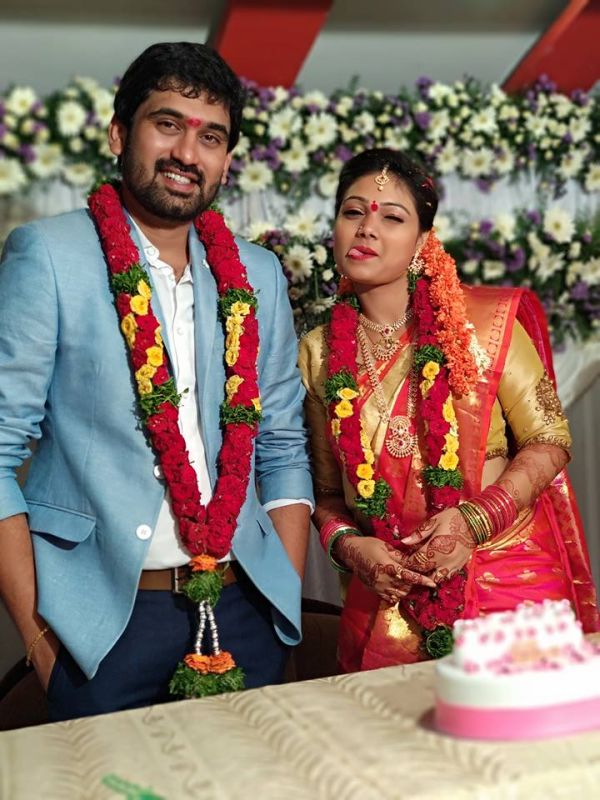 roja-serial-actress-priyanka-rahul-engagement