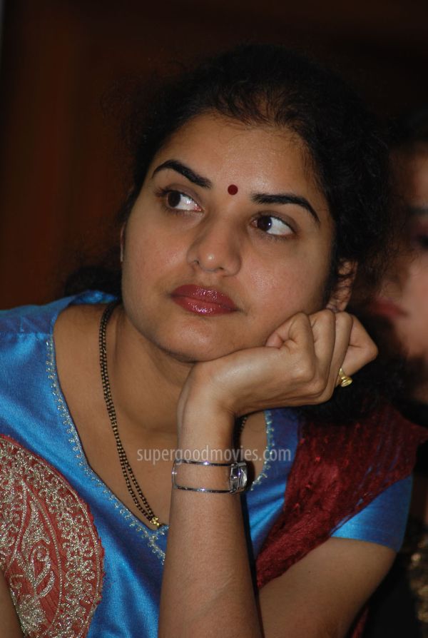 actress-prema-cinemapettai