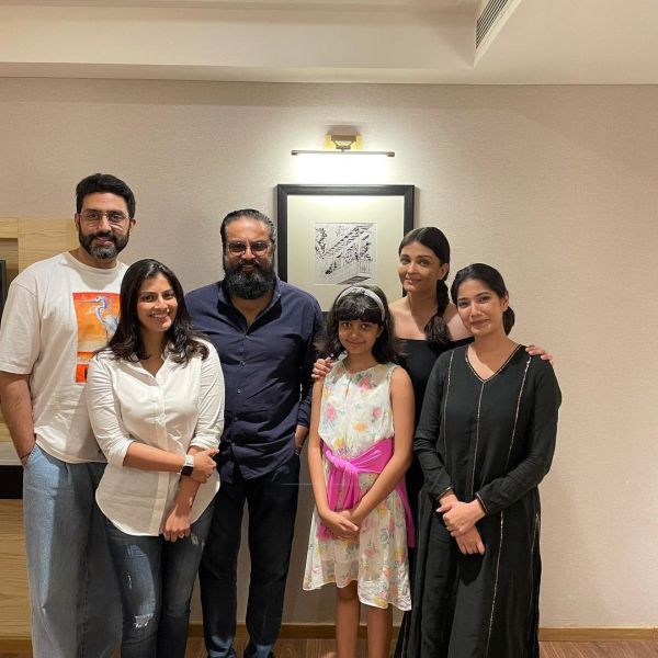 aiswarya-rai-sarathkumar-family
