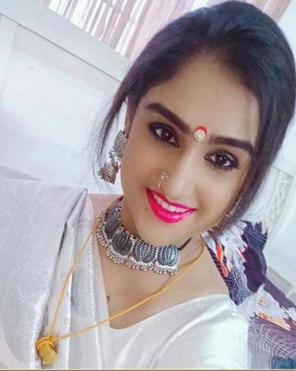 vanitha-cinemapettai