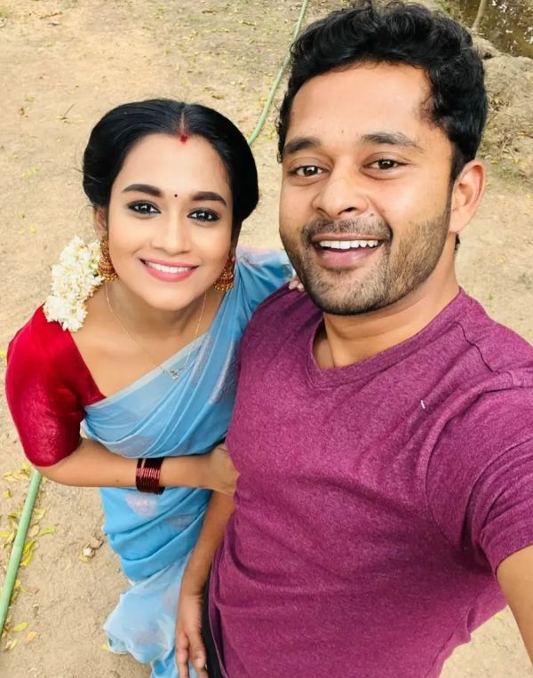 kavya-bharathi-cinemapettai