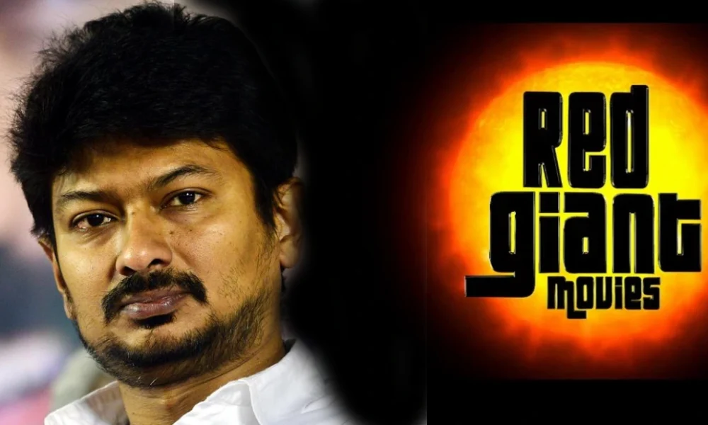 யாரையும் பகைத்துக் கொள்ள விரும்பாத ரெட் ஜெயண்ட்.. மும்மூர்த்திகள் செய்யப் போகும் வேலை
