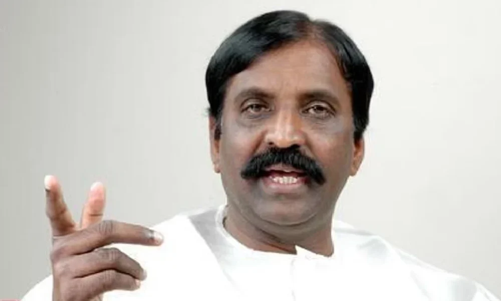 மரியாதைக்கு கூட ஒரு வார்த்தை கேட்பதில்லை.. இது நாகரீகமா? ஆதங்கப்பட்ட வைரமுத்து