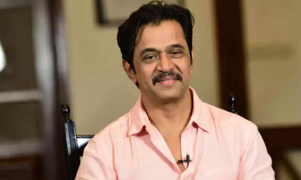 அர்ஜுனாள் விடாமுயற்சி படத்துக்கு வந்த தடை.. ஈகோவால் மொத்த டீமும் படும் பாடு