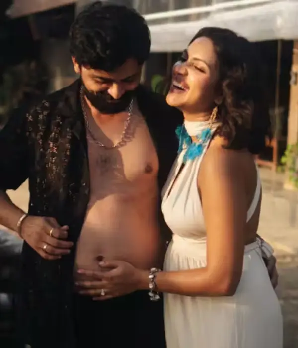 amala-paul-2-cinemapettai