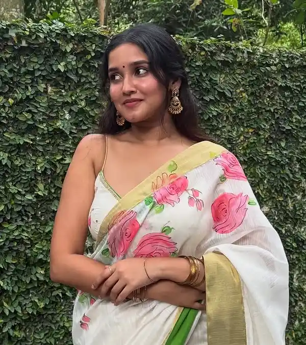அனிகா 3